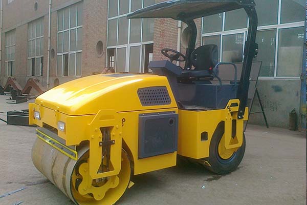 <a href='http://m.yijingbagua.cn' target='_blank'>壓路機</a> <a href='http://m.yijingbagua.cn' target='_blank'>壓路機</a>